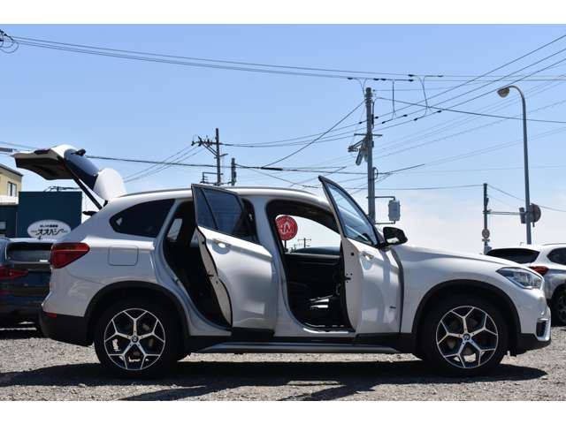 2017 BMW X1 photo 9