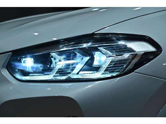 صورة مصغرة 24 لـ 2023 BMW X4