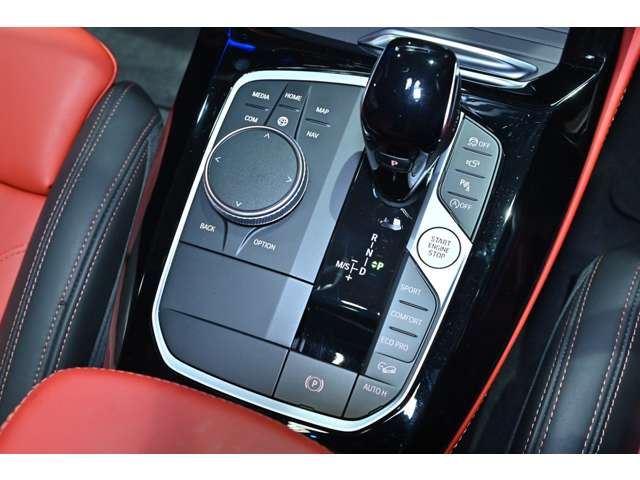 صورة مصغرة 39 لـ 2023 BMW X4