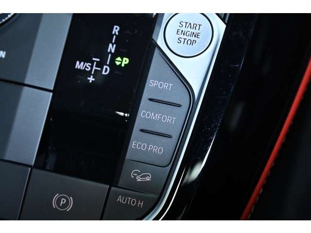 صورة مصغرة 42 لـ 2023 BMW X4