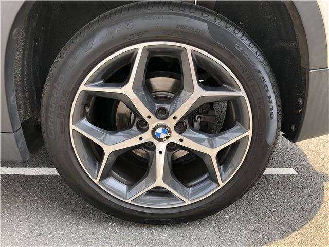 2016 BMW X1 thumbnail 13