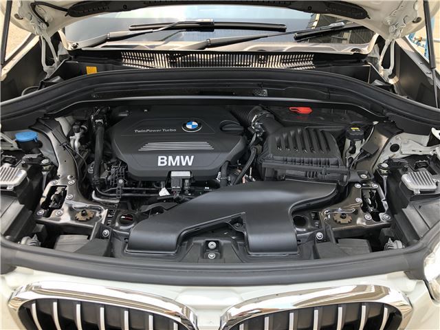 2016 BMW X1 thumbnail 16