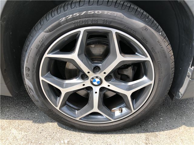 2016 BMW X1 photo 6