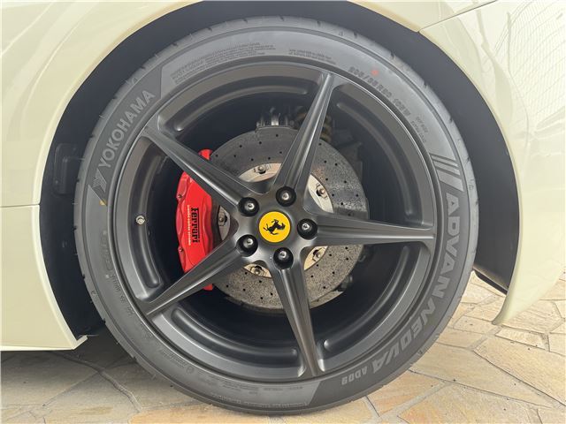 صورة مصغرة 30 لـ 2011 Ferrari 458 ITALIA