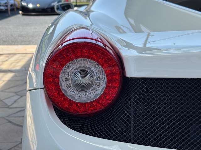 صورة مصغرة 42 لـ 2011 Ferrari 458 ITALIA