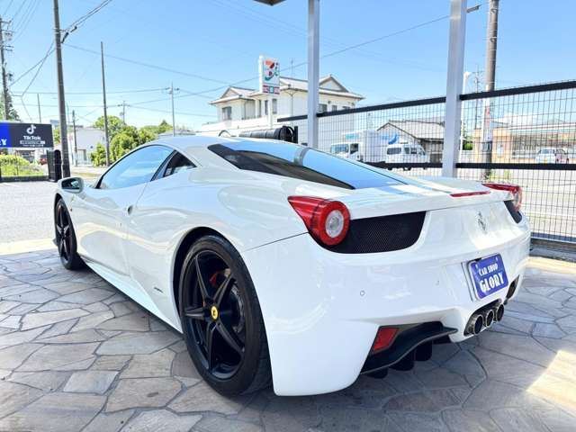صورة 5 لـ 2011 Ferrari 458 ITALIA