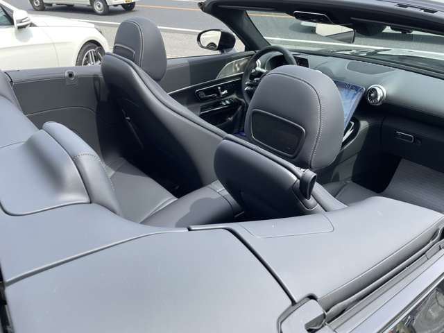 صورة مصغرة 13 لـ 2024 Mercedes-BENZ SL-CLASS AMG