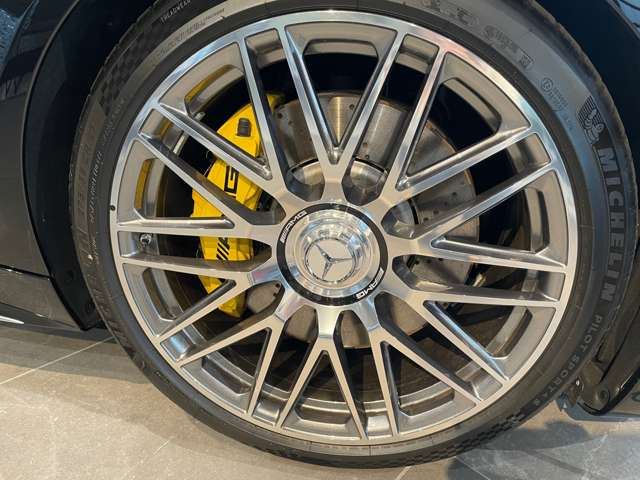 صورة مصغرة 9 لـ 2024 Mercedes-BENZ SL-CLASS AMG
