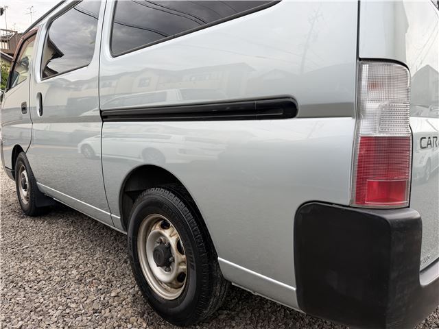 2001 Nissan CARAVAN 缩略图 12