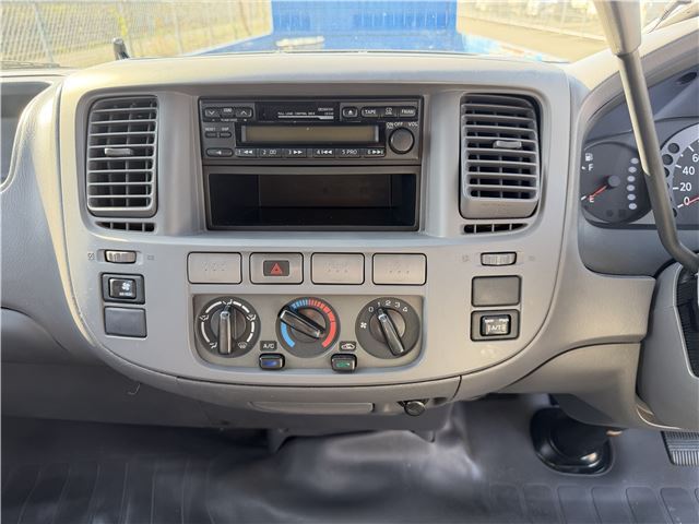 2001 Nissan CARAVAN 缩略图 15