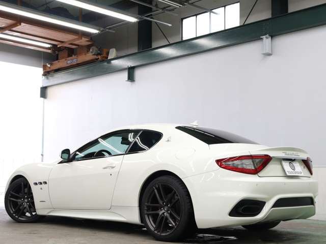 2018 Maserati GRAN TURISMO thumbnail 3