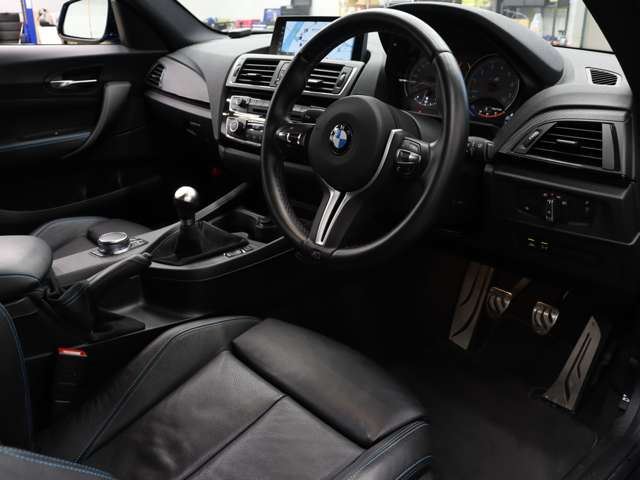 صورة 4 لـ 2017 BMW M2 COUPE