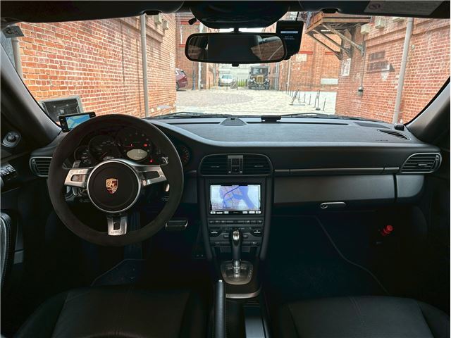صورة مصغرة 3 لـ 2012 Porsche 911