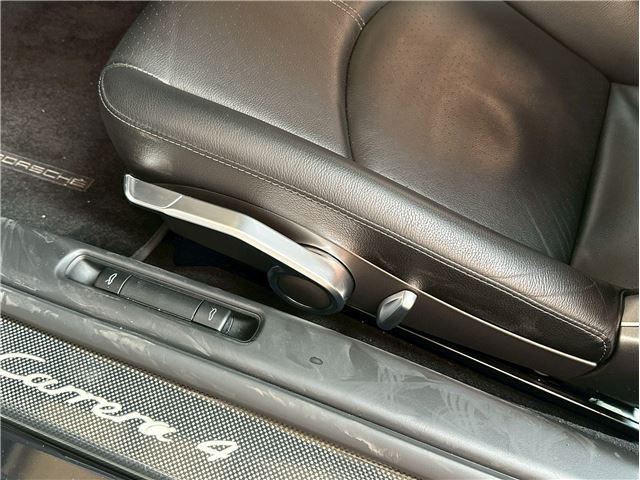 صورة مصغرة 27 لـ 2012 Porsche 911