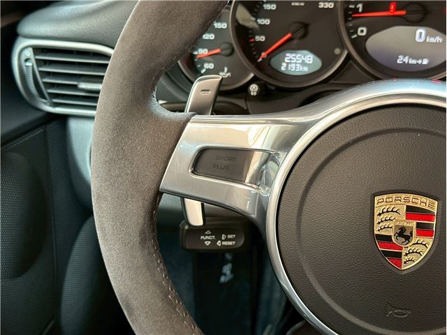 صورة مصغرة 33 لـ 2012 Porsche 911