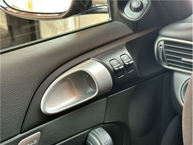 صورة مصغرة 40 لـ 2012 Porsche 911
