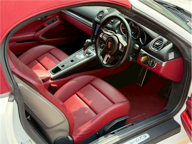 صورة مصغرة 3 لـ 2018 Porsche 718 BOXSTER