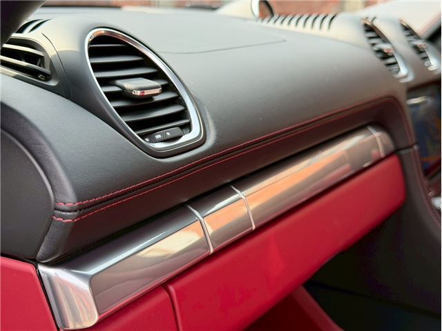 صورة مصغرة 27 لـ 2018 Porsche 718 BOXSTER