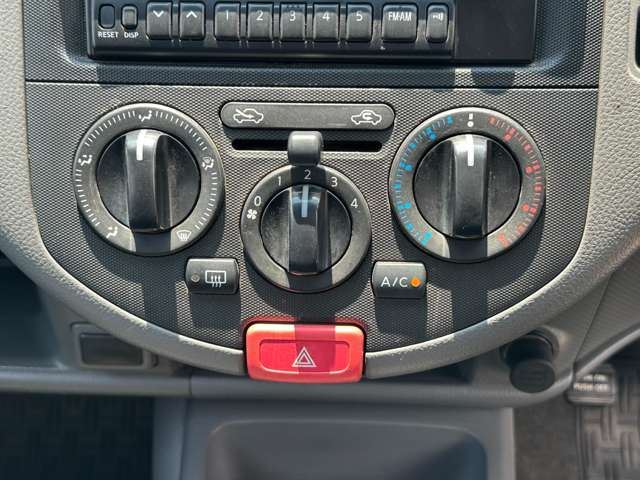 2010 Nissan AD — миниатюра 21