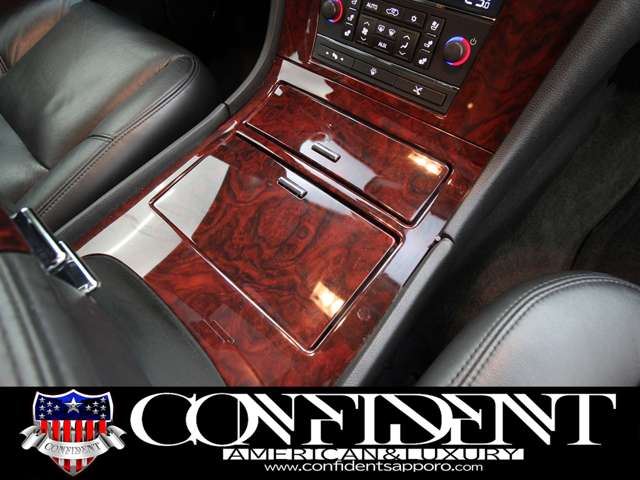 2008 Cadillac ESCALADE — миниатюра 42