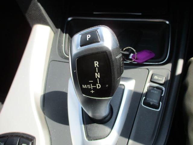 2015 BMW 3 SERIES 缩略图 33