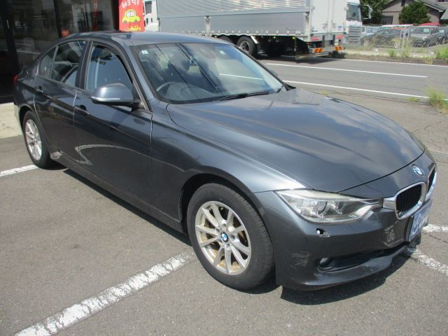 2015 BMW 3 SERIES photo 9