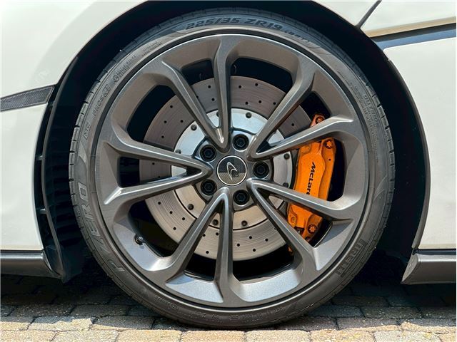 صورة مصغرة 49 لـ 2017 Mclaren 540C COUPE