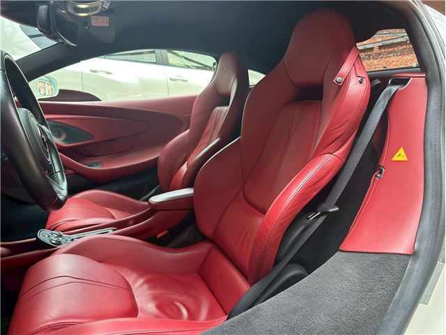 صورة مصغرة 5 لـ 2017 Mclaren 540C COUPE