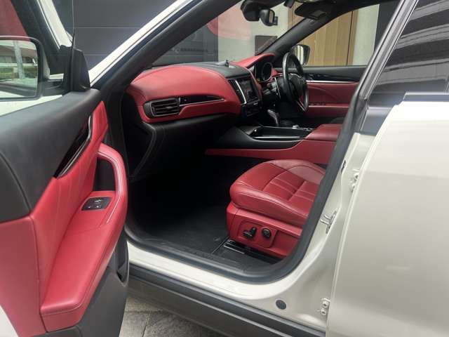 صورة مصغرة 12 لـ 2019 Maserati LEVANTE
