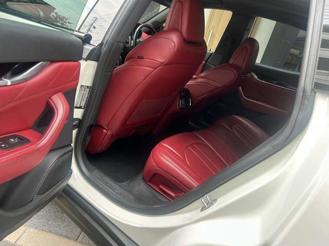 صورة مصغرة 13 لـ 2019 Maserati LEVANTE