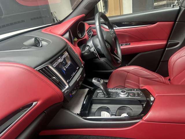 صورة مصغرة 16 لـ 2019 Maserati LEVANTE