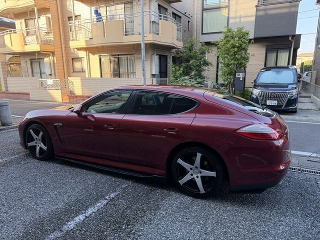 2012 Porsche PANAMERA 缩略图 13