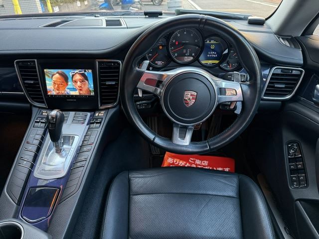 2012 Porsche PANAMERA 缩略图 16