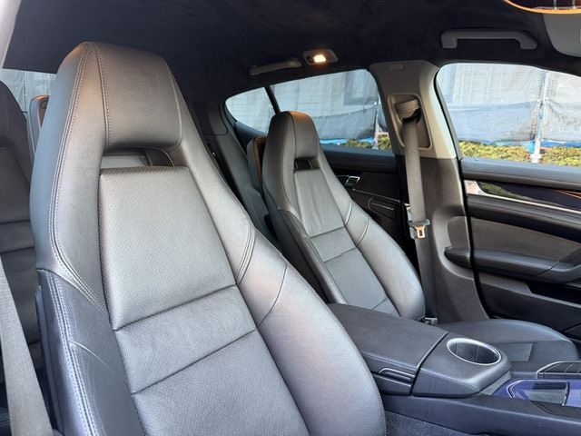 2012 Porsche PANAMERA 缩略图 17