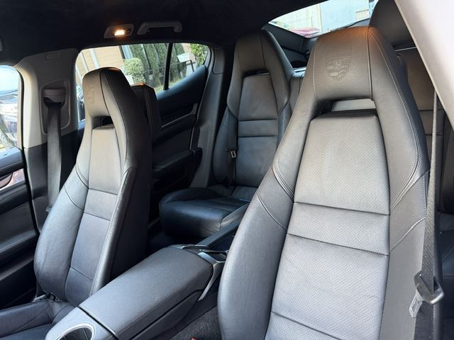 2012 Porsche PANAMERA 缩略图 19