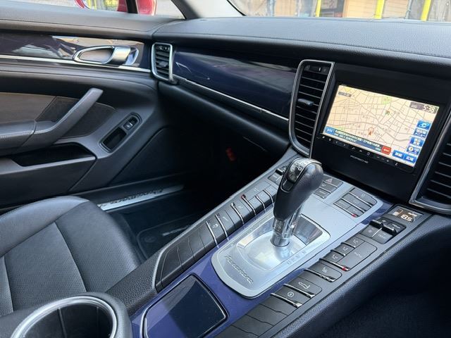 2012 Porsche PANAMERA 缩略图 37