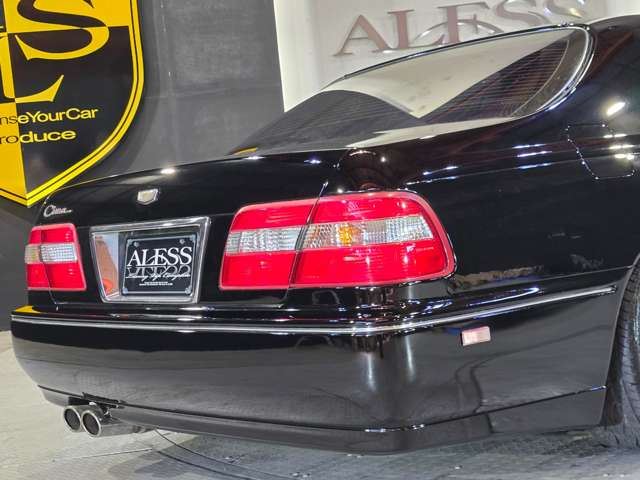 1998 Nissan CIMA — миниатюра 9