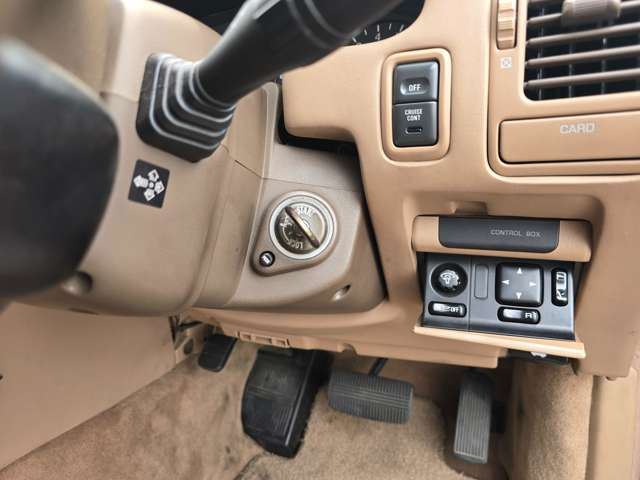 1992 Nissan CIMA — миниатюра 24