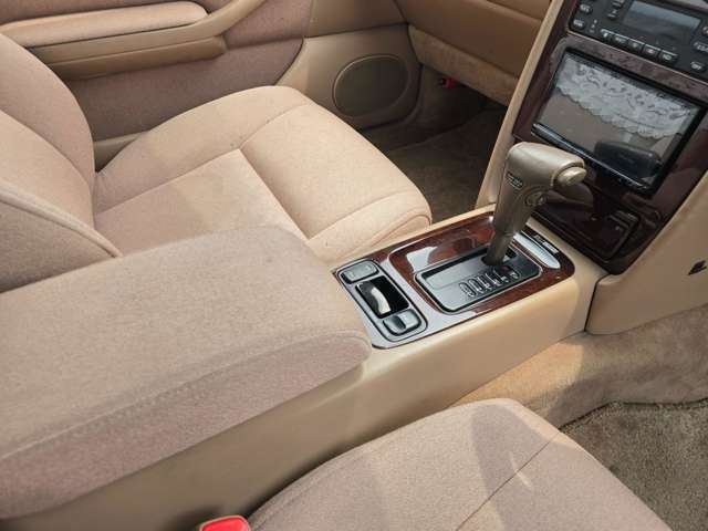 1992 Nissan CIMA — миниатюра 26