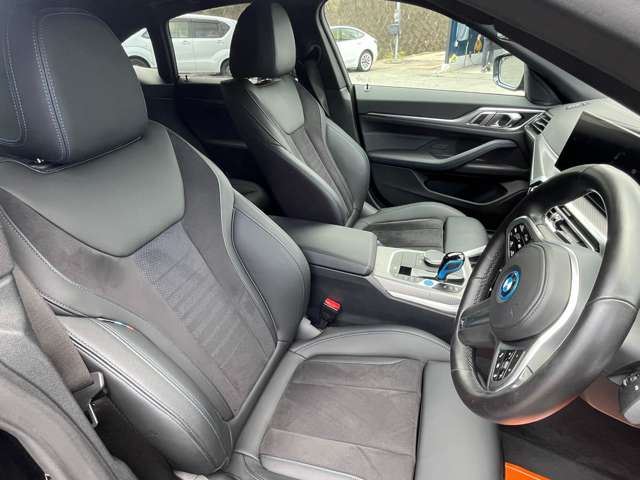 2022 BMW I4 — фото 2