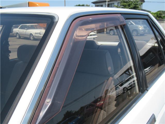 صورة مصغرة 24 لـ 1989 Nissan SUNNY