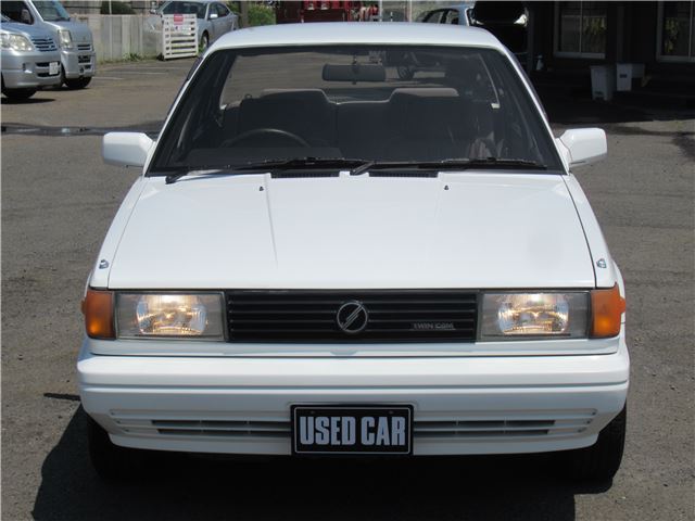 1989 Nissan SUNNY 照片 6