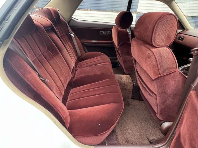 صورة مصغرة 12 لـ 1989 Nissan LAUREL