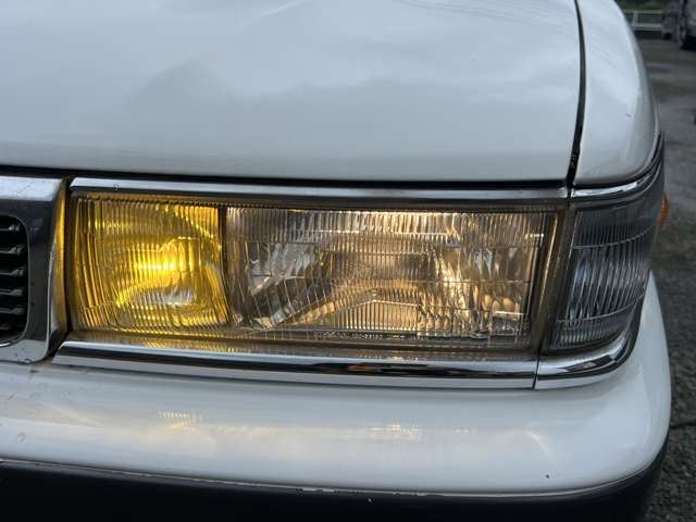 صورة مصغرة 18 لـ 1989 Nissan LAUREL