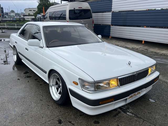 صورة مصغرة 19 لـ 1989 Nissan LAUREL
