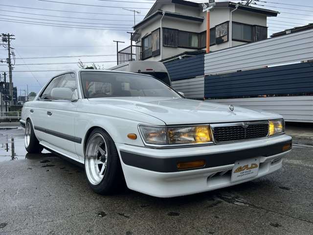 صورة مصغرة 21 لـ 1989 Nissan LAUREL