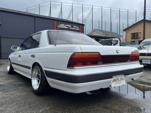 صورة مصغرة 27 لـ 1989 Nissan LAUREL