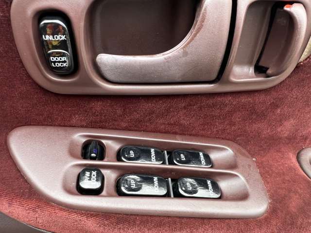 صورة مصغرة 39 لـ 1989 Nissan LAUREL
