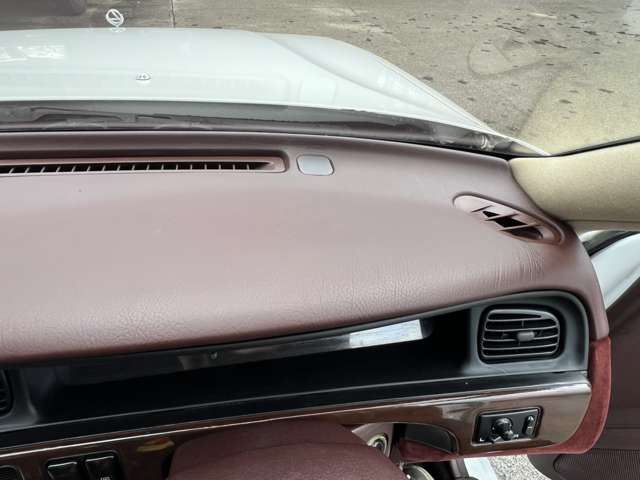 صورة مصغرة 44 لـ 1989 Nissan LAUREL