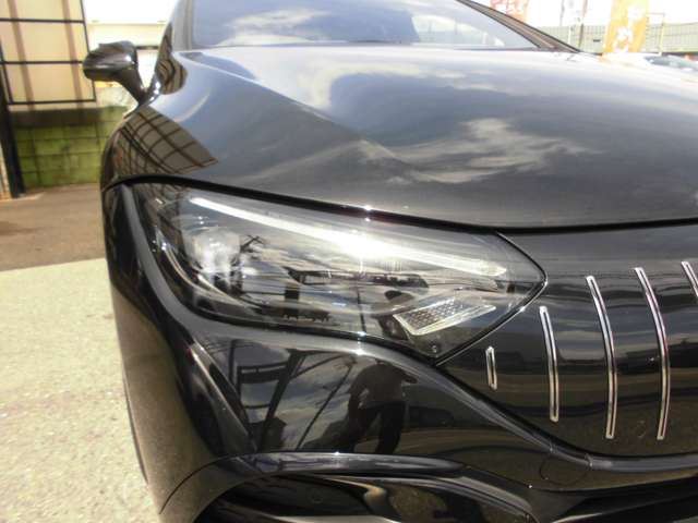 2022 Mercedes-BENZ EQE photo 5